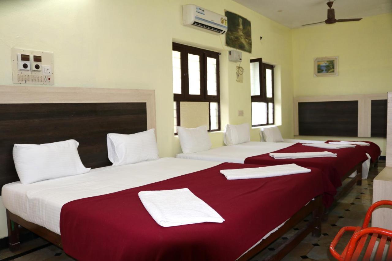 Hotel Siva Sakthi Tiruvannāmalai Exterior foto